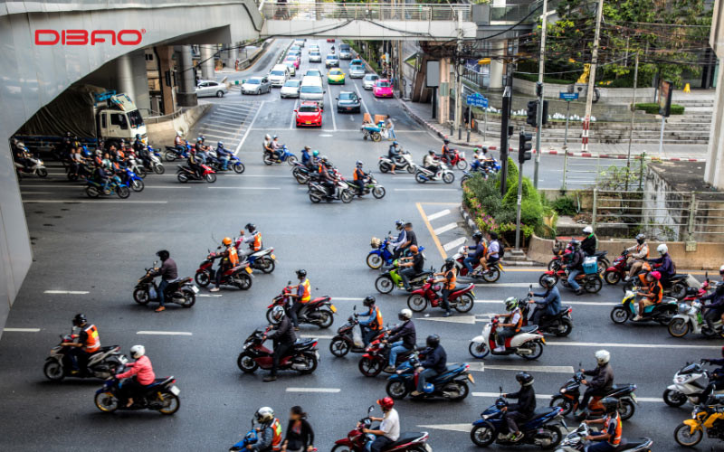 không đủ tuổi lái xe 110cc phạt bao nhiêu